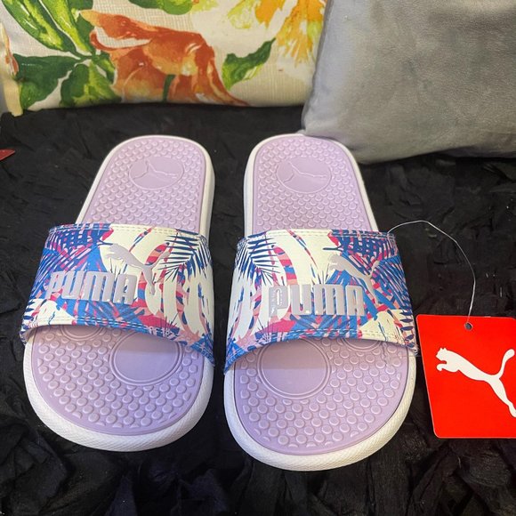 Puma Shoes - purple puma slides